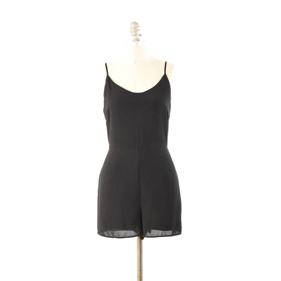 Olive & Oak Dresses & Skirts - NWT Olive & Oak Crinkled Chiffon Open-Back Romper